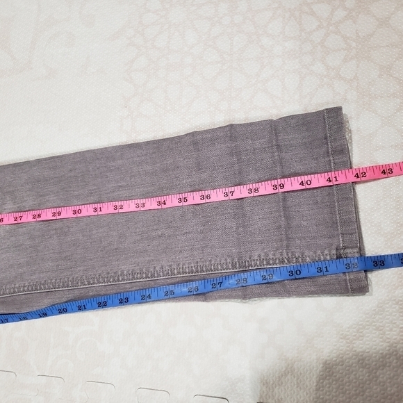 CAbi Gray Lou Lou Style 332 Skinny Jeans Size 2 - Picture 11 of 14